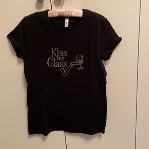 CHRIS’S STUFF Kiss My Glass T-Shirt Fits Like L Very Stretchy BNWOT